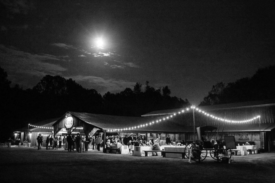 Guests mingle at rustic reception, Boals Farm, Charleston, South Carolina Kate Timbers Photography. http://katetimbers.com #katetimbersphotography // Charleston Photography // Inspiration