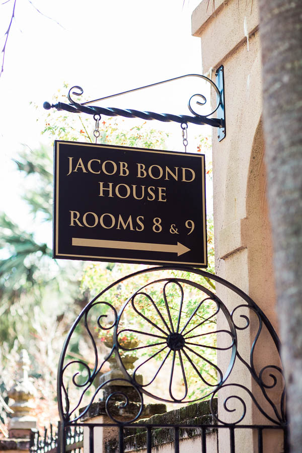 Sign points to Jacob Bond House, Charleston, South Carolina. Kate Timbers Photography. http://katetimbers.com