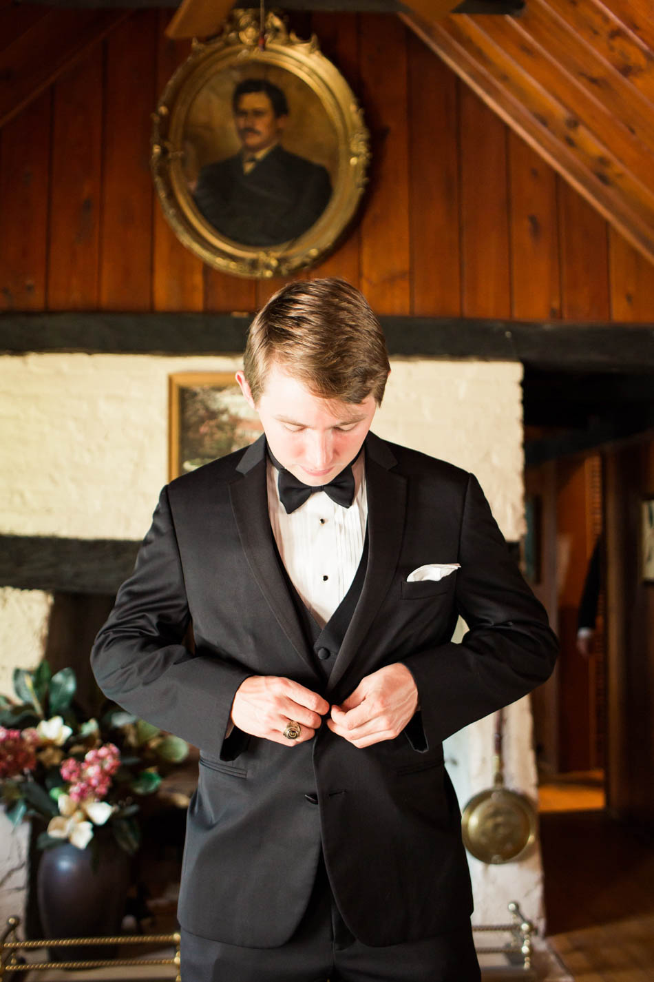 Groomsmen get ready in family cabin, Oakland Plantation, Mt Pleasant, South Carolina Kate Timbers Photography. http://katetimbers.com #katetimbersphotography // Charleston Photography // Inspiration