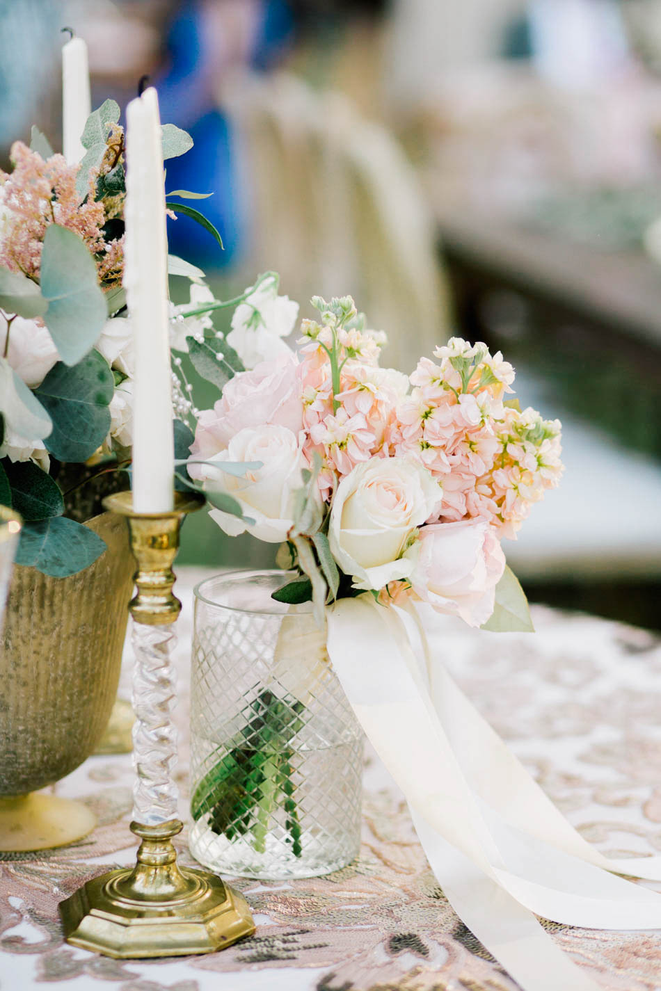 Beautiful flowers of pink, white and green are the centerpieces, Wadmalaw Island, South Carolina Kate Timbers Photography. http://katetimbers.com #katetimbersphotography // Charleston Photography // Inspiration