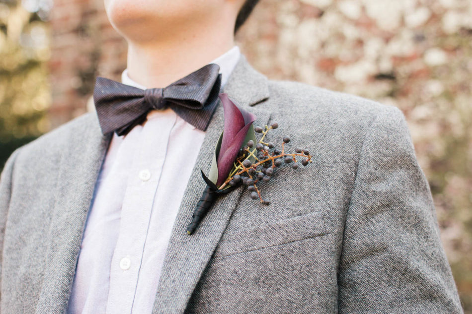 Groomsmen wear berries and calla lilly in boutonniere, Boone Hall Plantation, Charleston, South Carolina. Kate Timbers Photography. http://katetimbers.com #katetimbersphotography // Charleston Photography // Inspiration